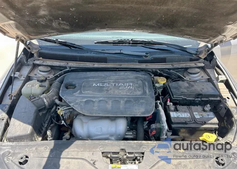 2015 Chrysler 200 Limited из США, поврежденный, VIN 1C3CCCAB4FN660631